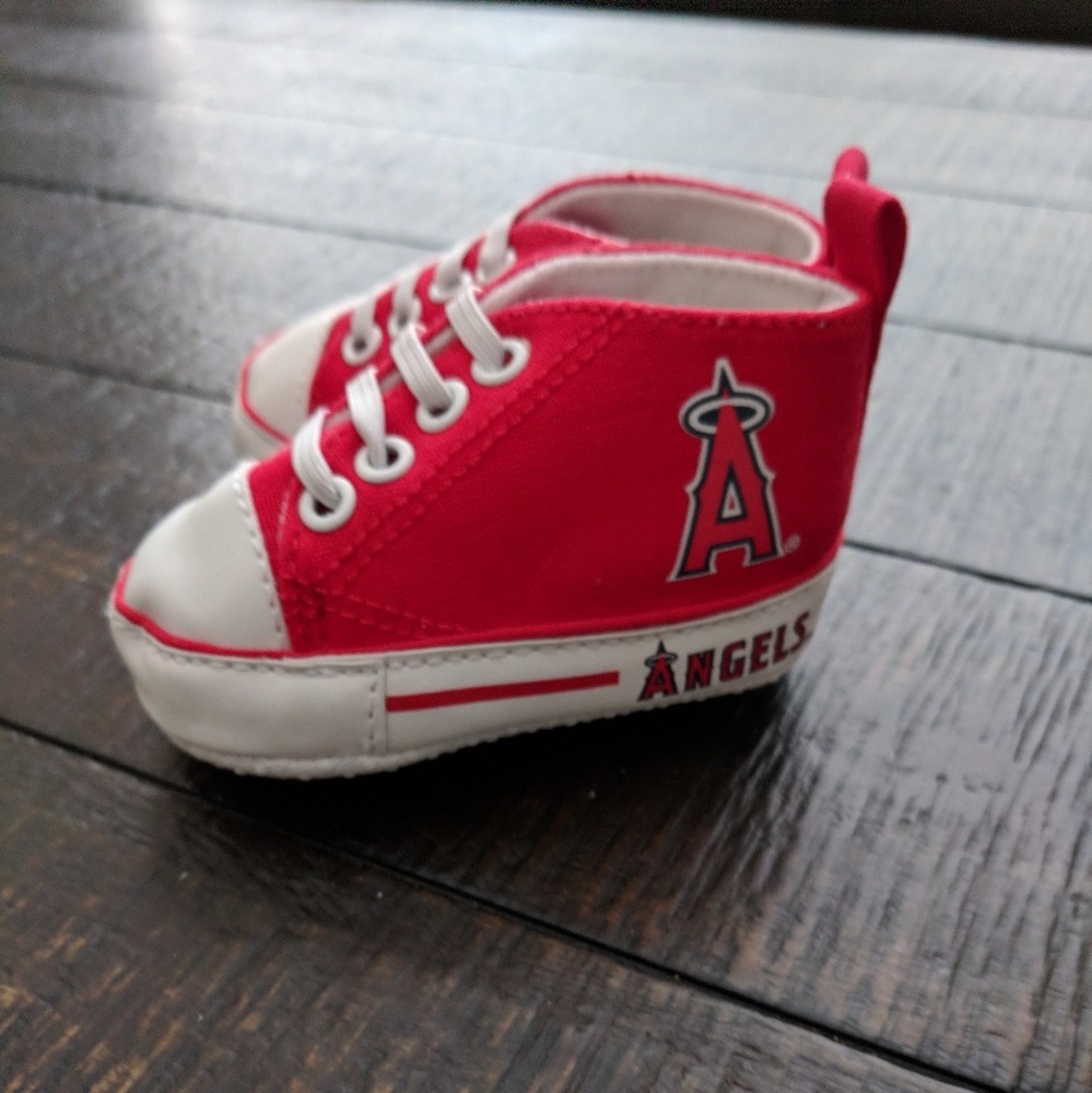 Baby shoes